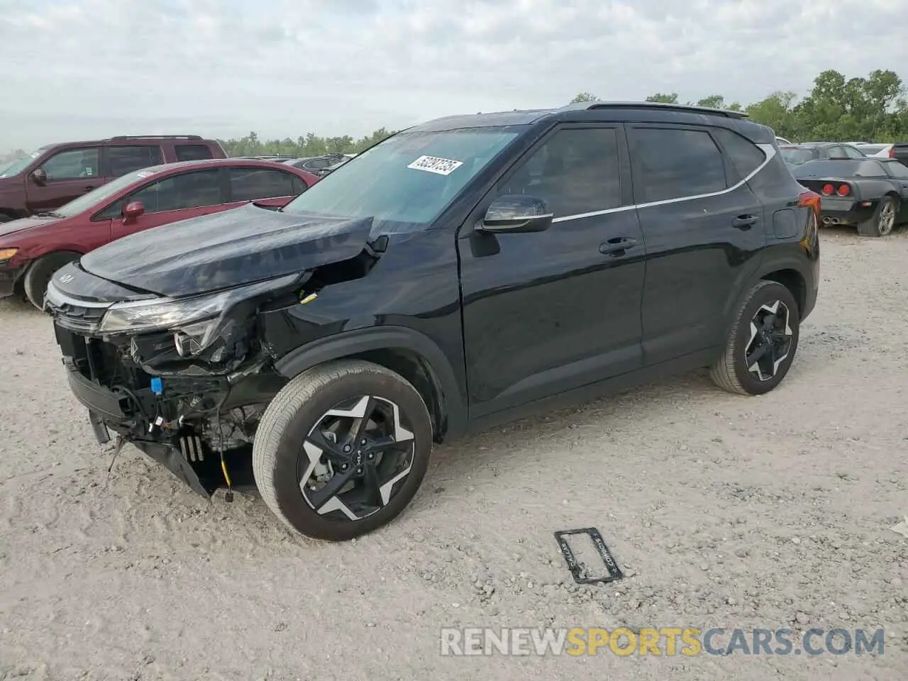 1 Photograph of a damaged car KNDER2AA7S7716838 KIA SELTOS 2025