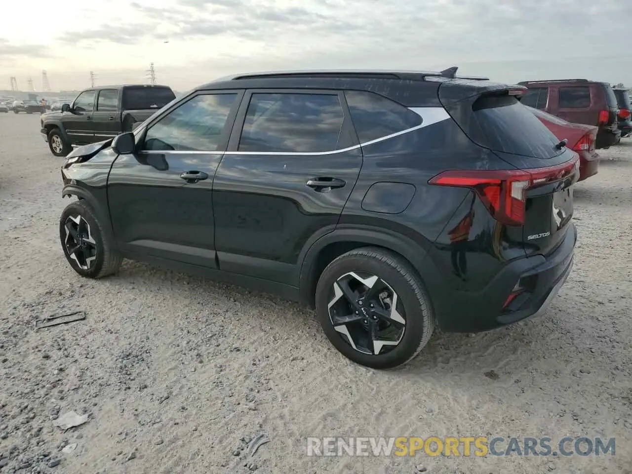 2 Photograph of a damaged car KNDER2AA7S7716838 KIA SELTOS 2025