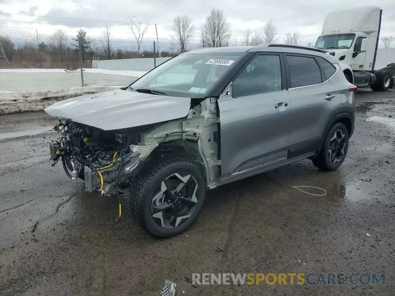 1 Photograph of a damaged car KNDERCAA1S7679002 KIA SELTOS 2025