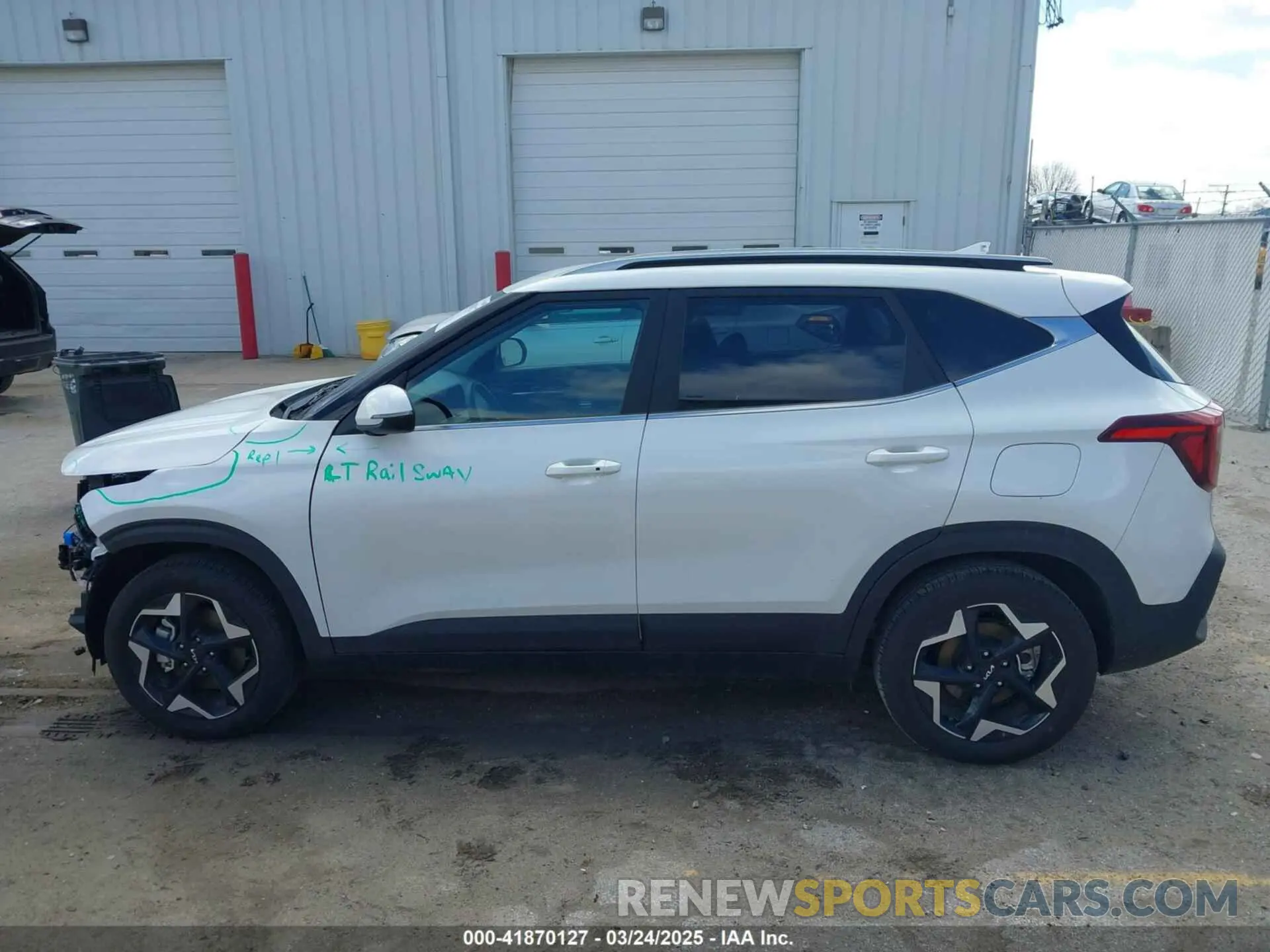 15 Photograph of a damaged car KNDERCAA5S7672568 KIA SELTOS 2025
