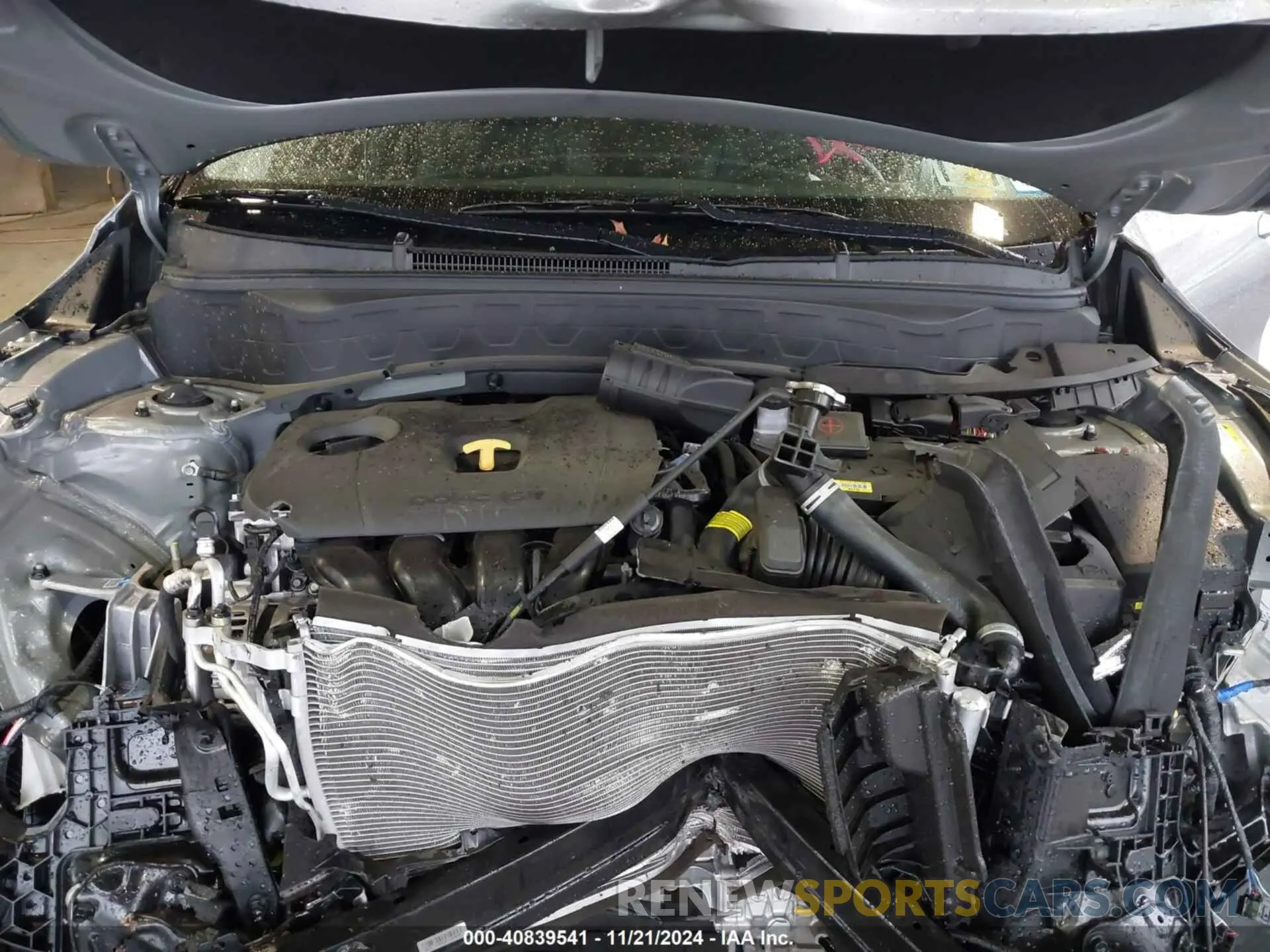10 Photograph of a damaged car KNDERCAA6S7671087 KIA SELTOS 2025