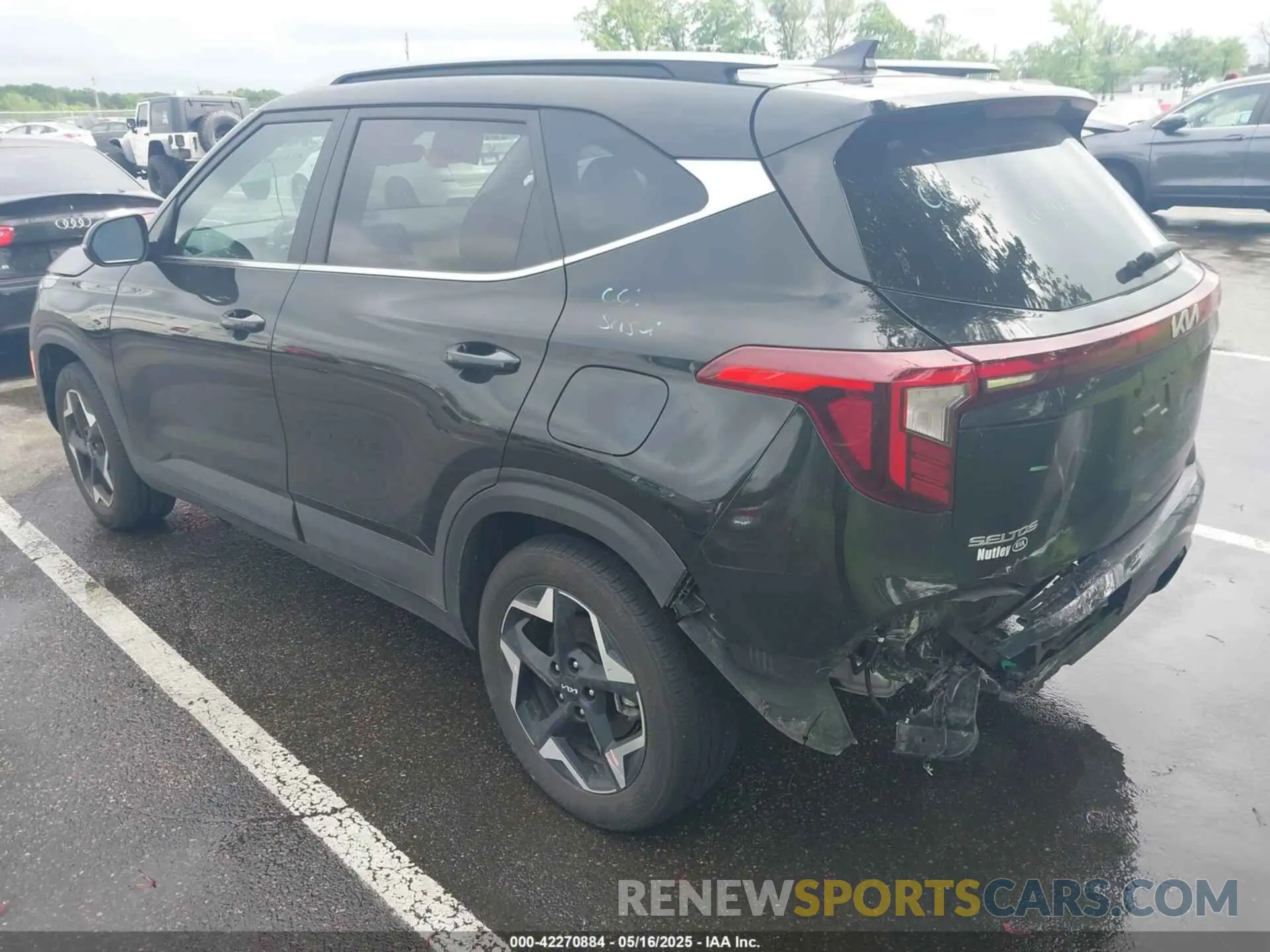 3 Photograph of a damaged car KNDERCAA6S7695843 KIA SELTOS 2025