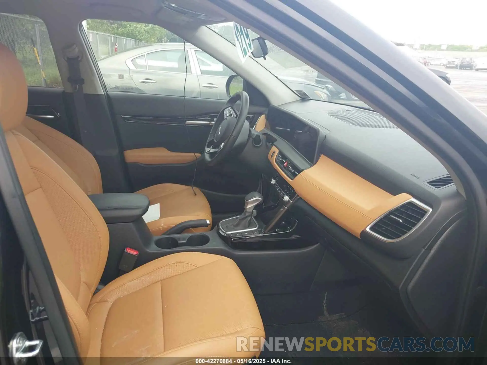 5 Photograph of a damaged car KNDERCAA6S7695843 KIA SELTOS 2025