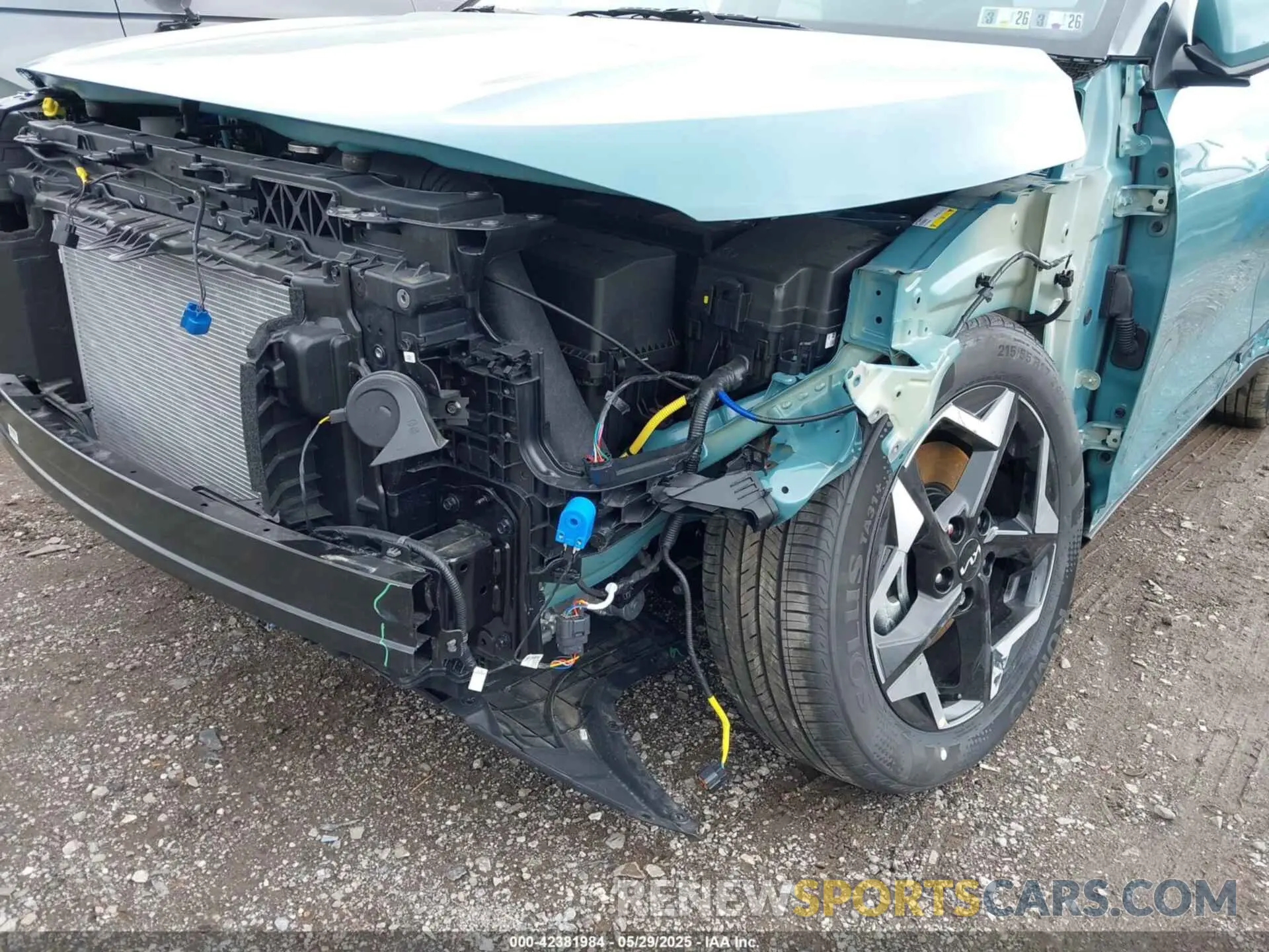 19 Photograph of a damaged car KNDERCAA7S7767701 KIA SELTOS 2025