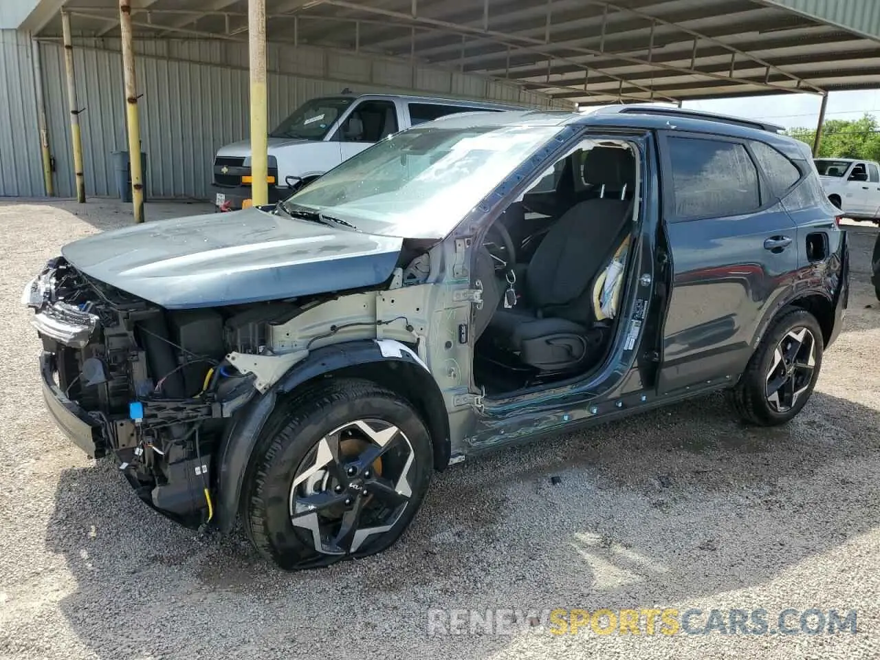 1 Photograph of a damaged car KNDEU2AA1S7750577 KIA SELTOS 2025