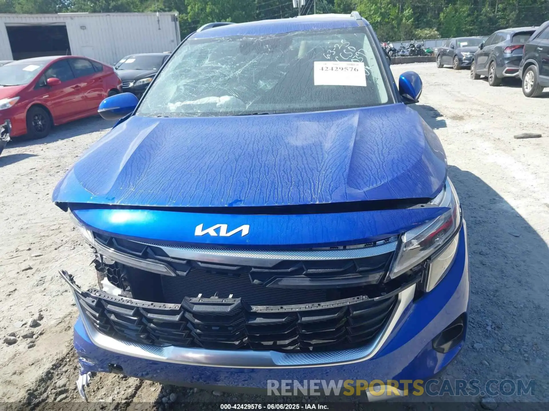 12 Photograph of a damaged car KNDEU2AA2S7700397 KIA SELTOS 2025