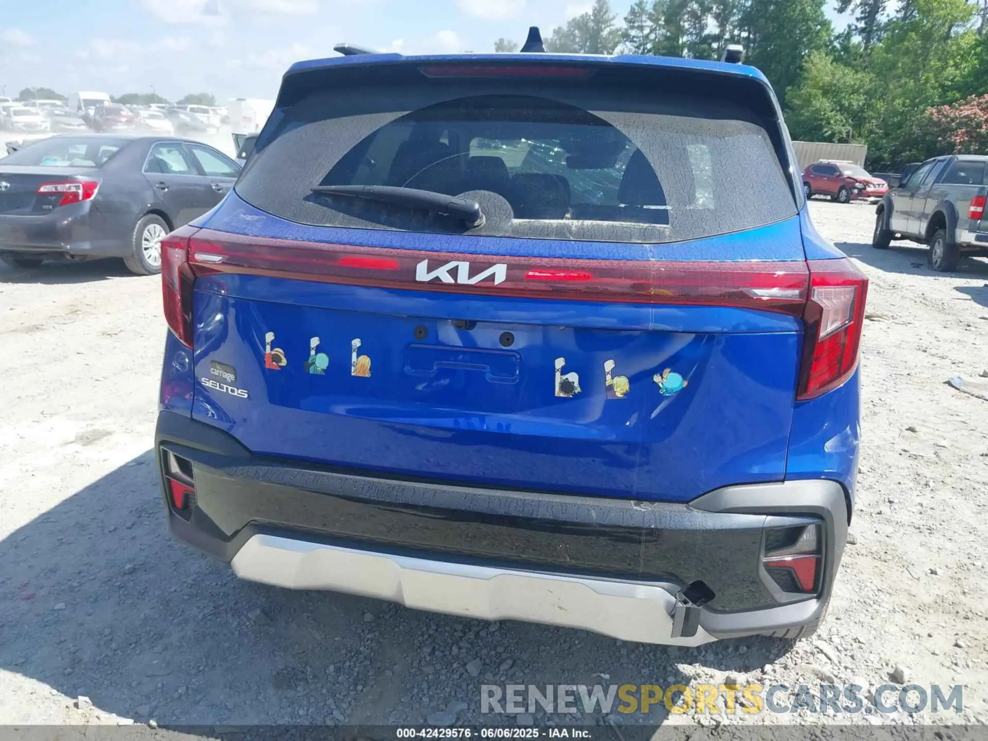 16 Photograph of a damaged car KNDEU2AA2S7700397 KIA SELTOS 2025