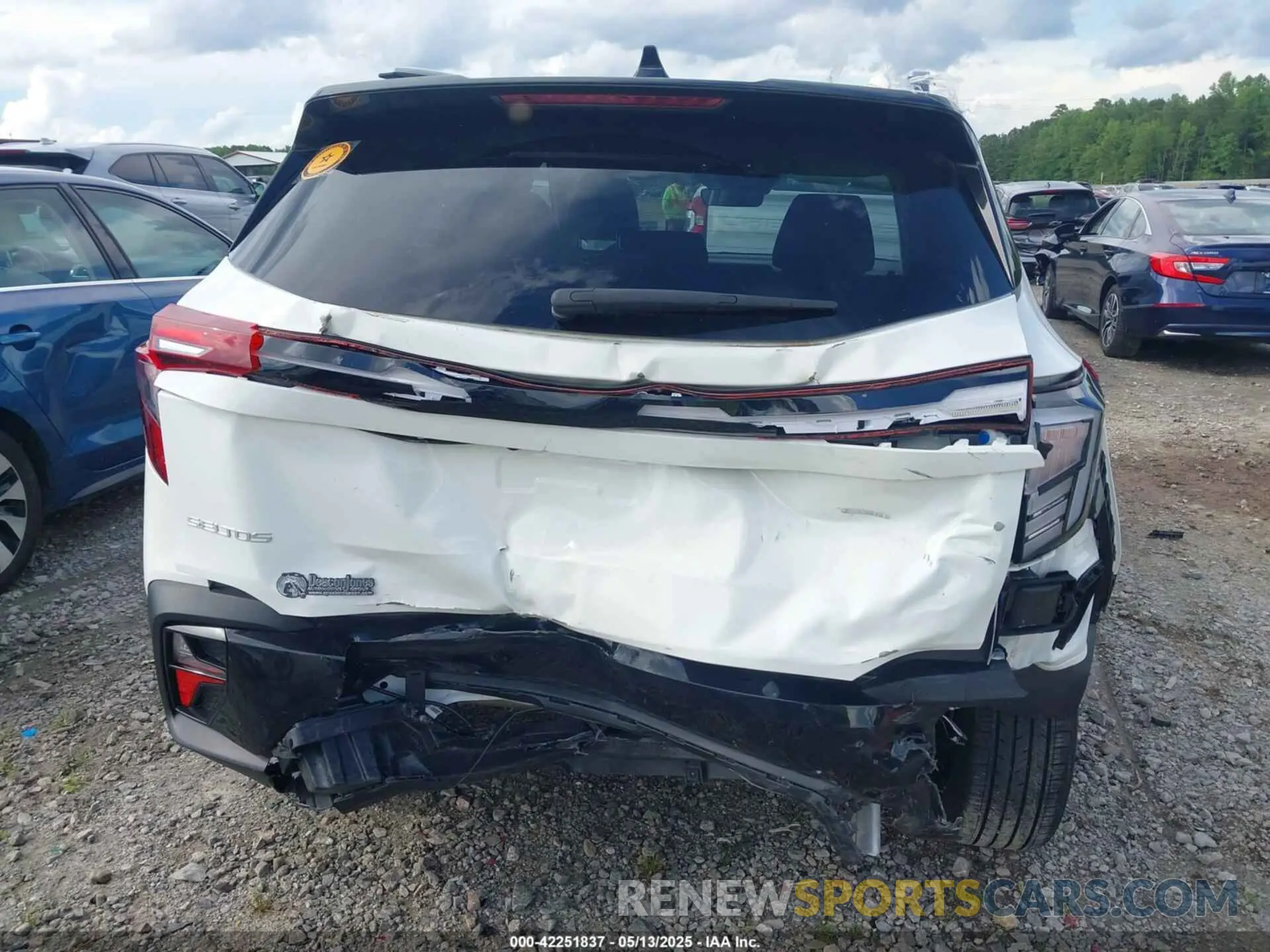 18 Photograph of a damaged car KNDEU2AA6S7669302 KIA SELTOS 2025