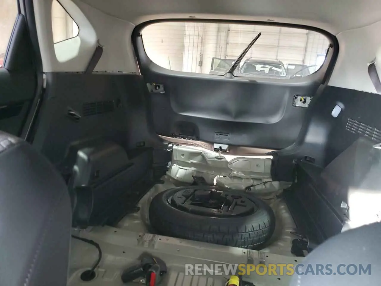10 Photograph of a damaged car KNDEUCAA1S7681699 KIA SELTOS 2025