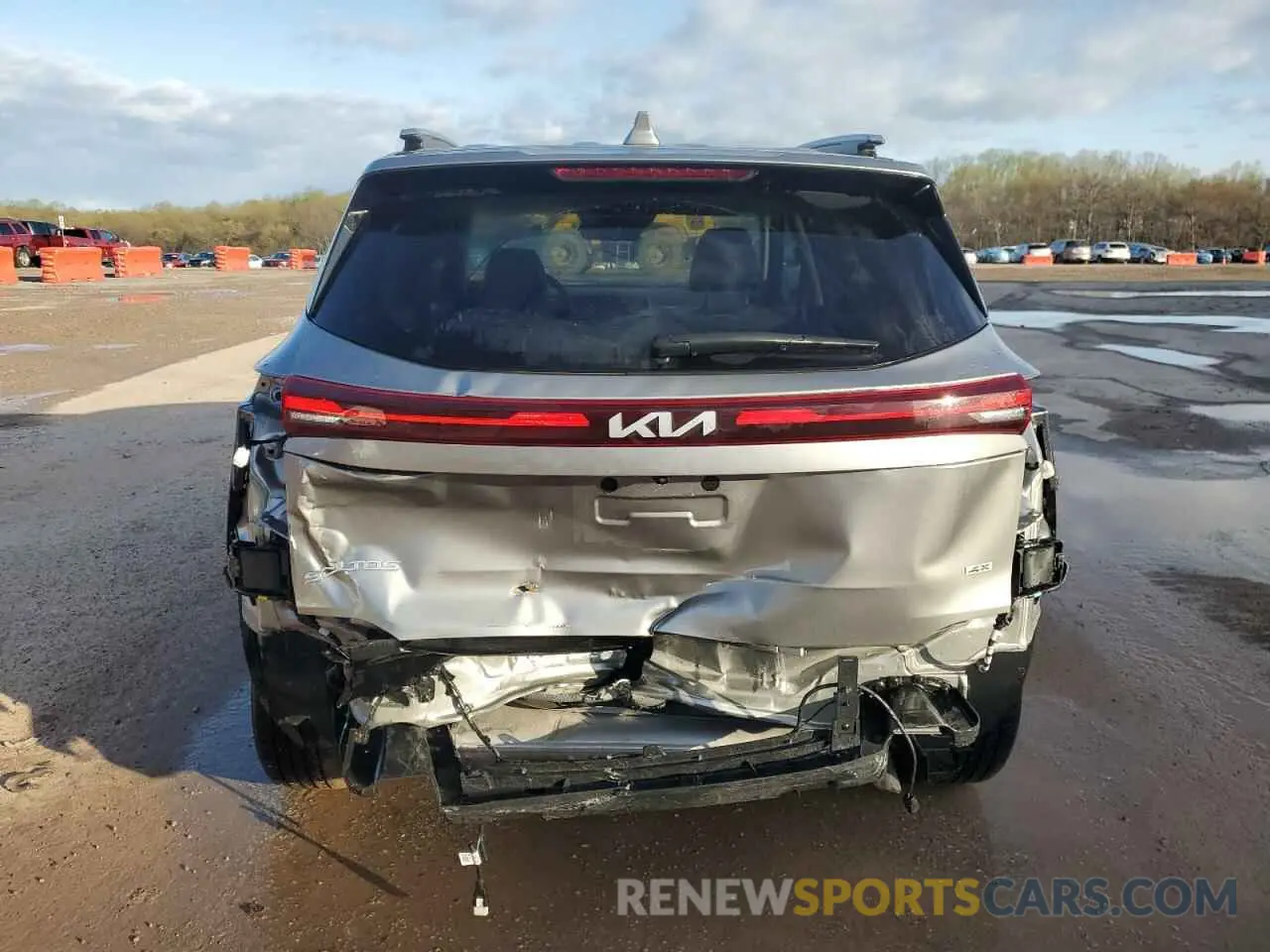 6 Photograph of a damaged car KNDEUCAA1S7681699 KIA SELTOS 2025