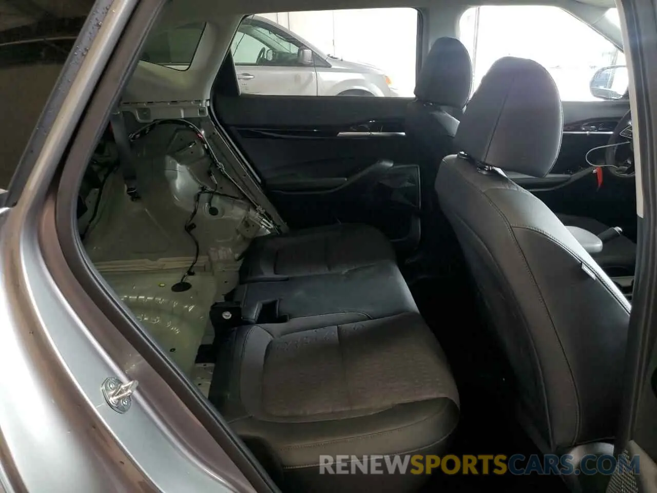 11 Photograph of a damaged car KNDEUCAA7S7684266 KIA SELTOS 2025