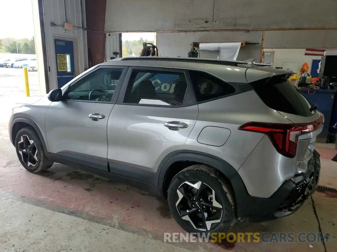 2 Photograph of a damaged car KNDEUCAA7S7684266 KIA SELTOS 2025