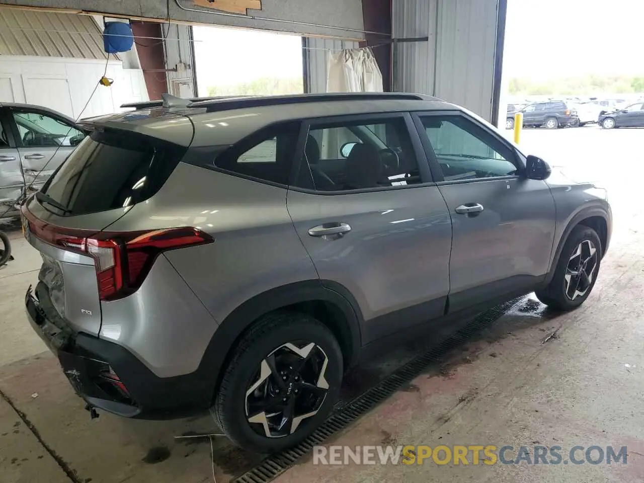 3 Photograph of a damaged car KNDEUCAA7S7684266 KIA SELTOS 2025
