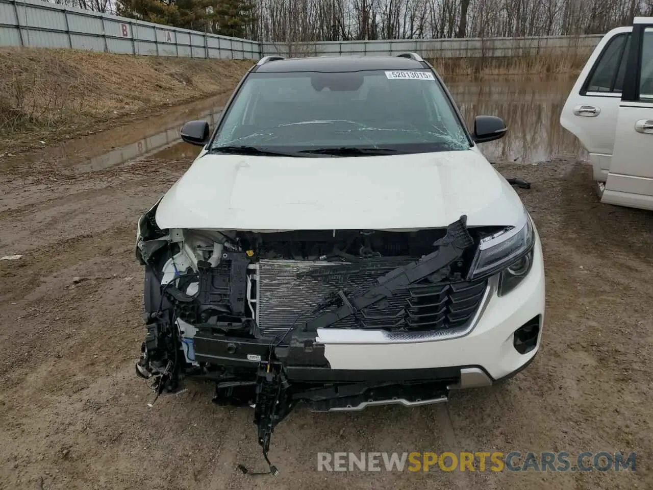 5 Photograph of a damaged car KNDEUCAA9S7714741 KIA SELTOS 2025
