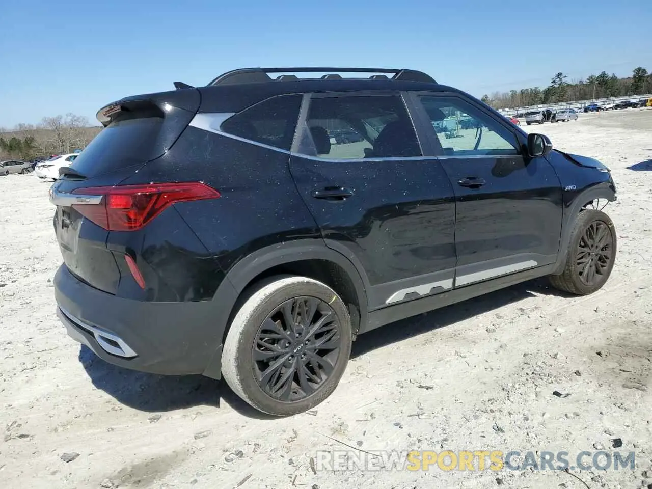 3 Photograph of a damaged car KNDEUCA20N7292209 KIA SELTOS NIG 2022