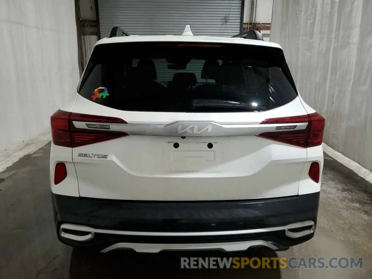 6 Photograph of a damaged car KNDEUCA21N7302312 KIA SELTOS NIG 2022