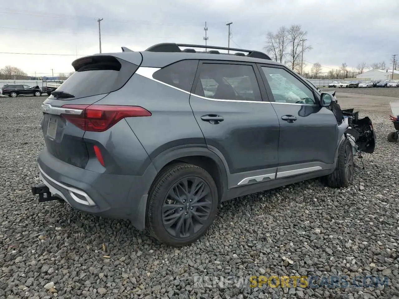 3 Photograph of a damaged car KNDEUCA24P7347845 KIA SELTOS NIG 2023