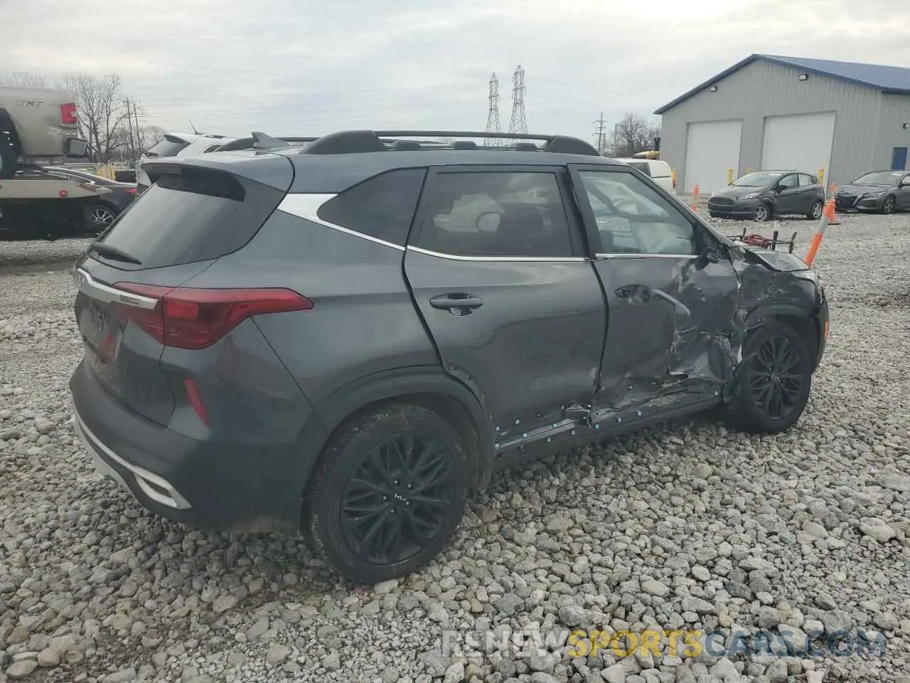 3 Photograph of a damaged car KNDEUCA28P7370612 KIA SELTOS NIG 2023