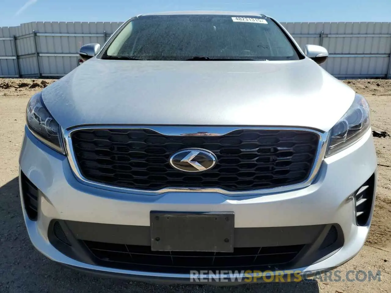 5 Photograph of a damaged car 5XYPG4A30KG449573 KIA SORENTO 2019