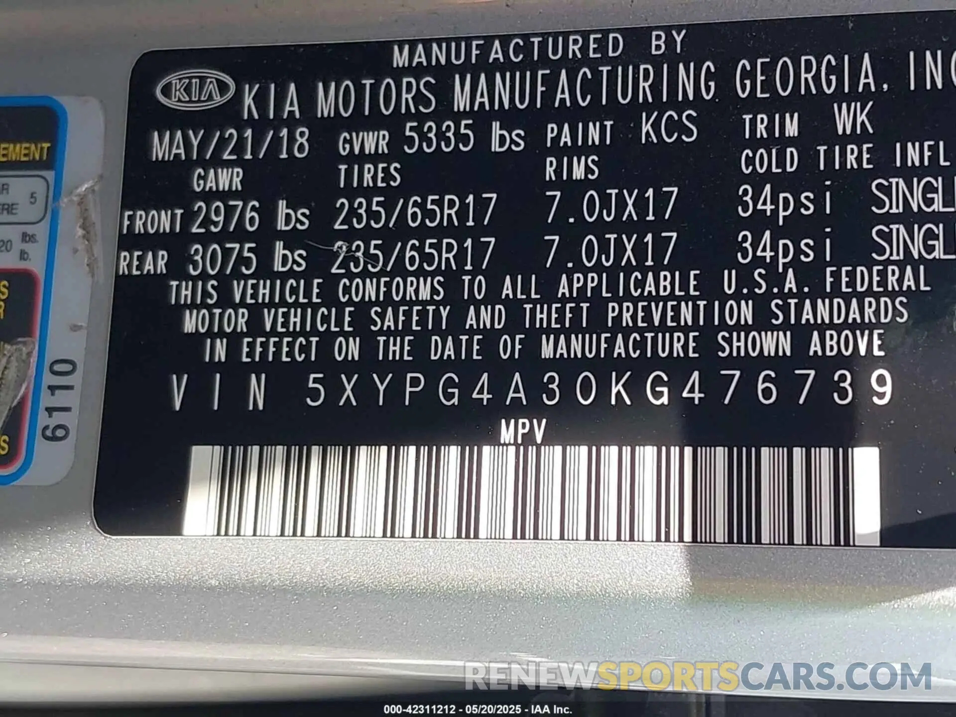 9 Photograph of a damaged car 5XYPG4A30KG476739 KIA SORENTO 2019