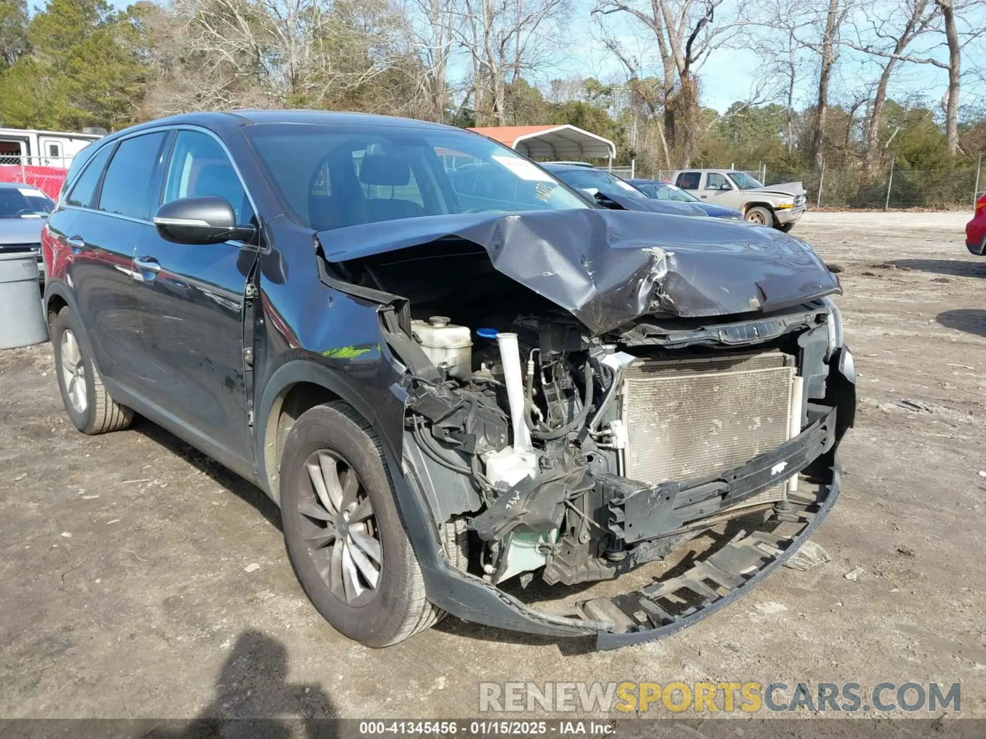 6 Photograph of a damaged car 5XYPG4A30KG476773 KIA SORENTO 2019