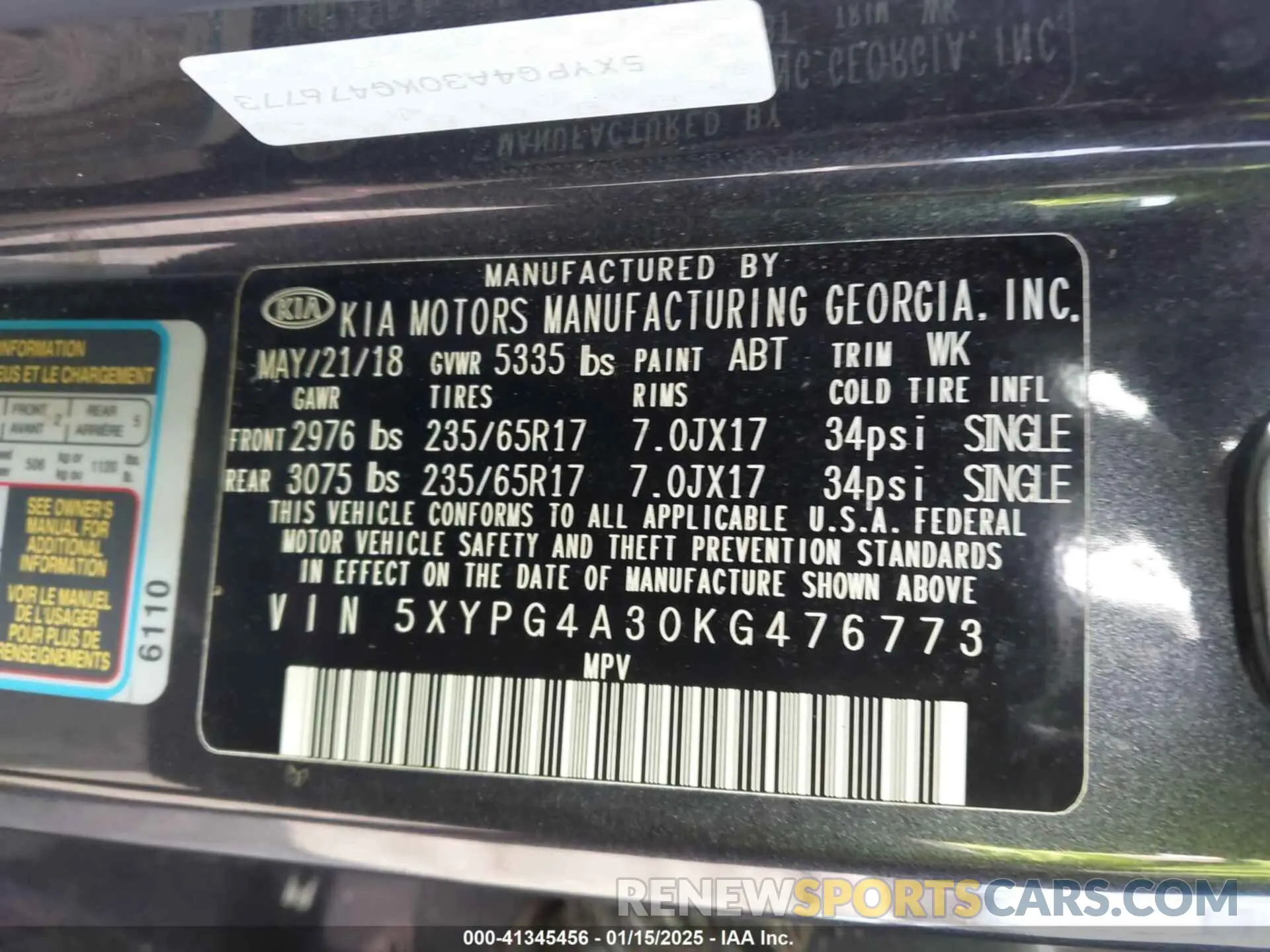 9 Photograph of a damaged car 5XYPG4A30KG476773 KIA SORENTO 2019