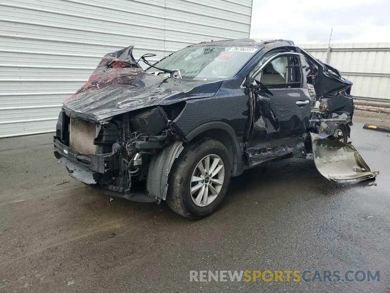 1 Photograph of a damaged car 5XYPG4A30KG500778 KIA SORENTO 2019