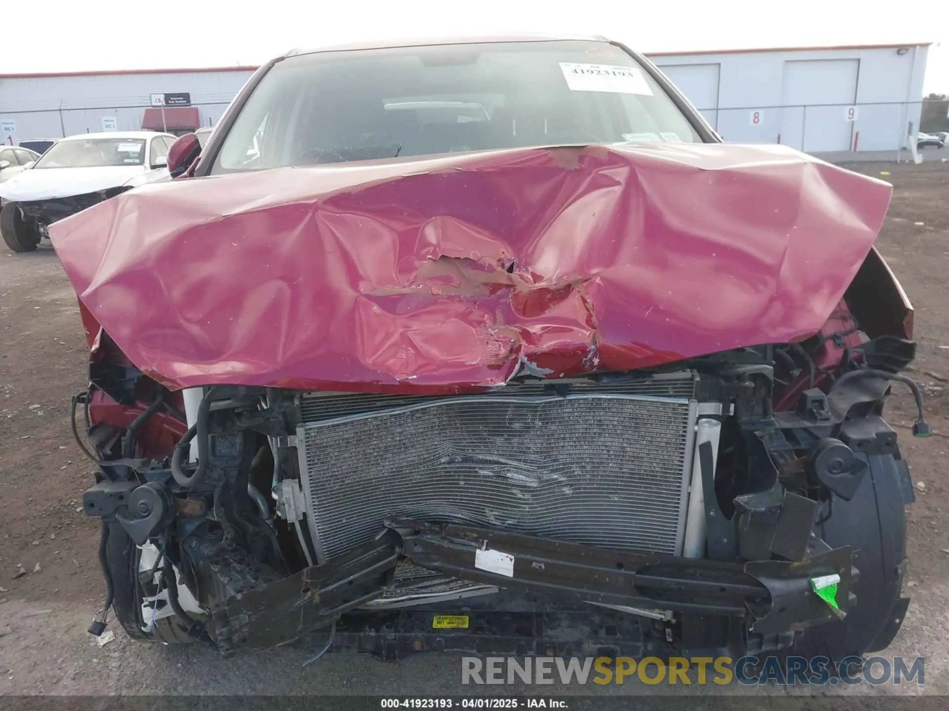 6 Photograph of a damaged car 5XYPG4A30KG520741 KIA SORENTO 2019