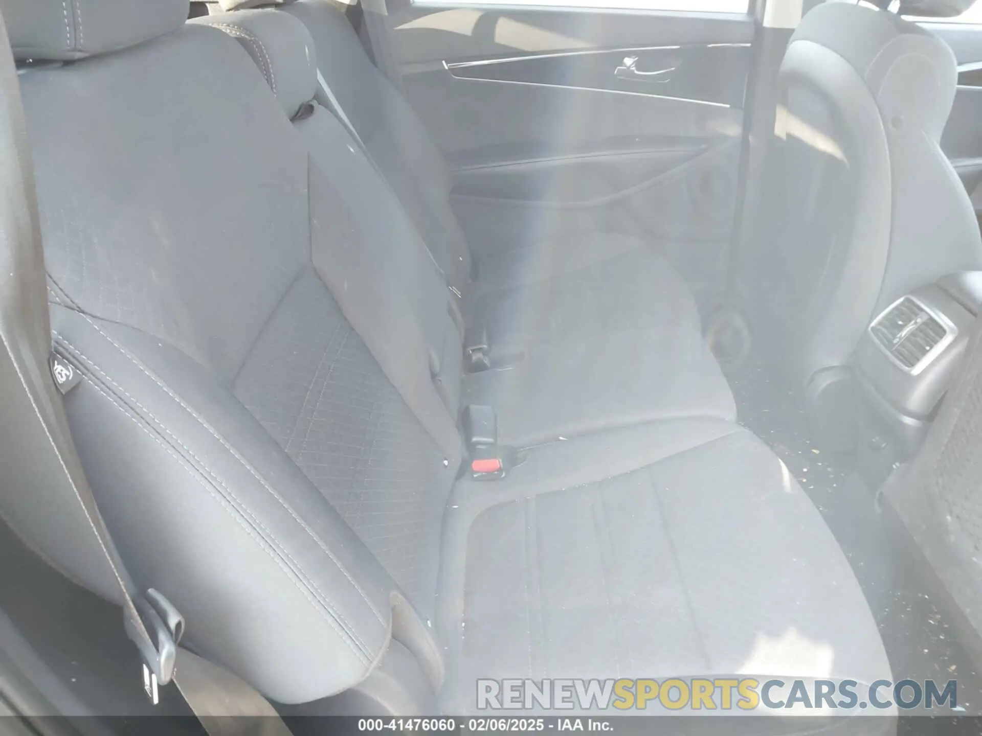 8 Photograph of a damaged car 5XYPG4A30KG532033 KIA SORENTO 2019