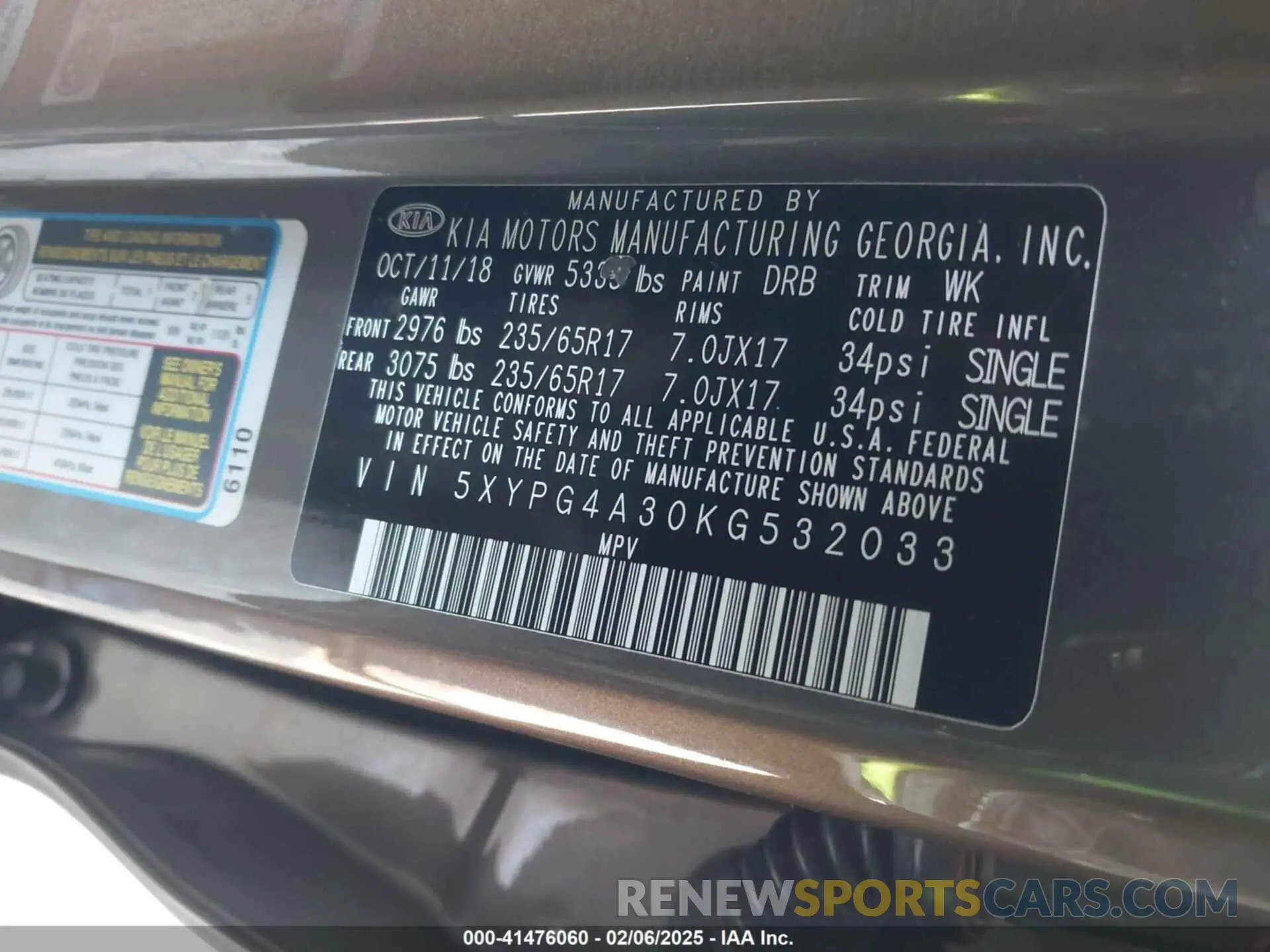 9 Photograph of a damaged car 5XYPG4A30KG532033 KIA SORENTO 2019