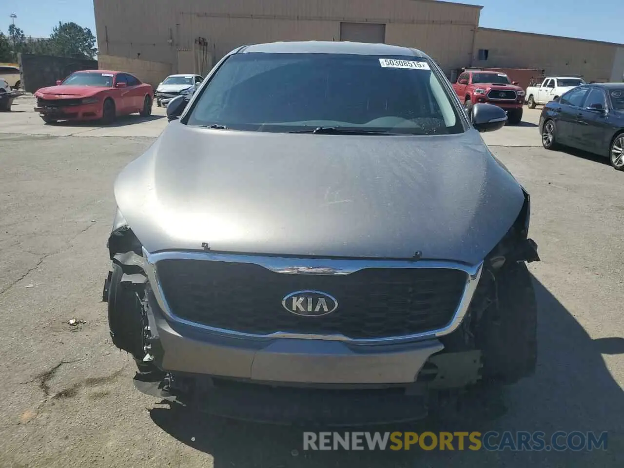 5 Photograph of a damaged car 5XYPG4A30KG551908 KIA SORENTO 2019