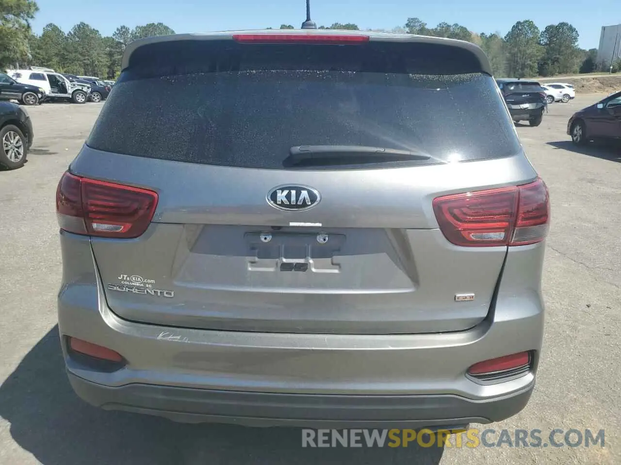 6 Photograph of a damaged car 5XYPG4A30KG551908 KIA SORENTO 2019