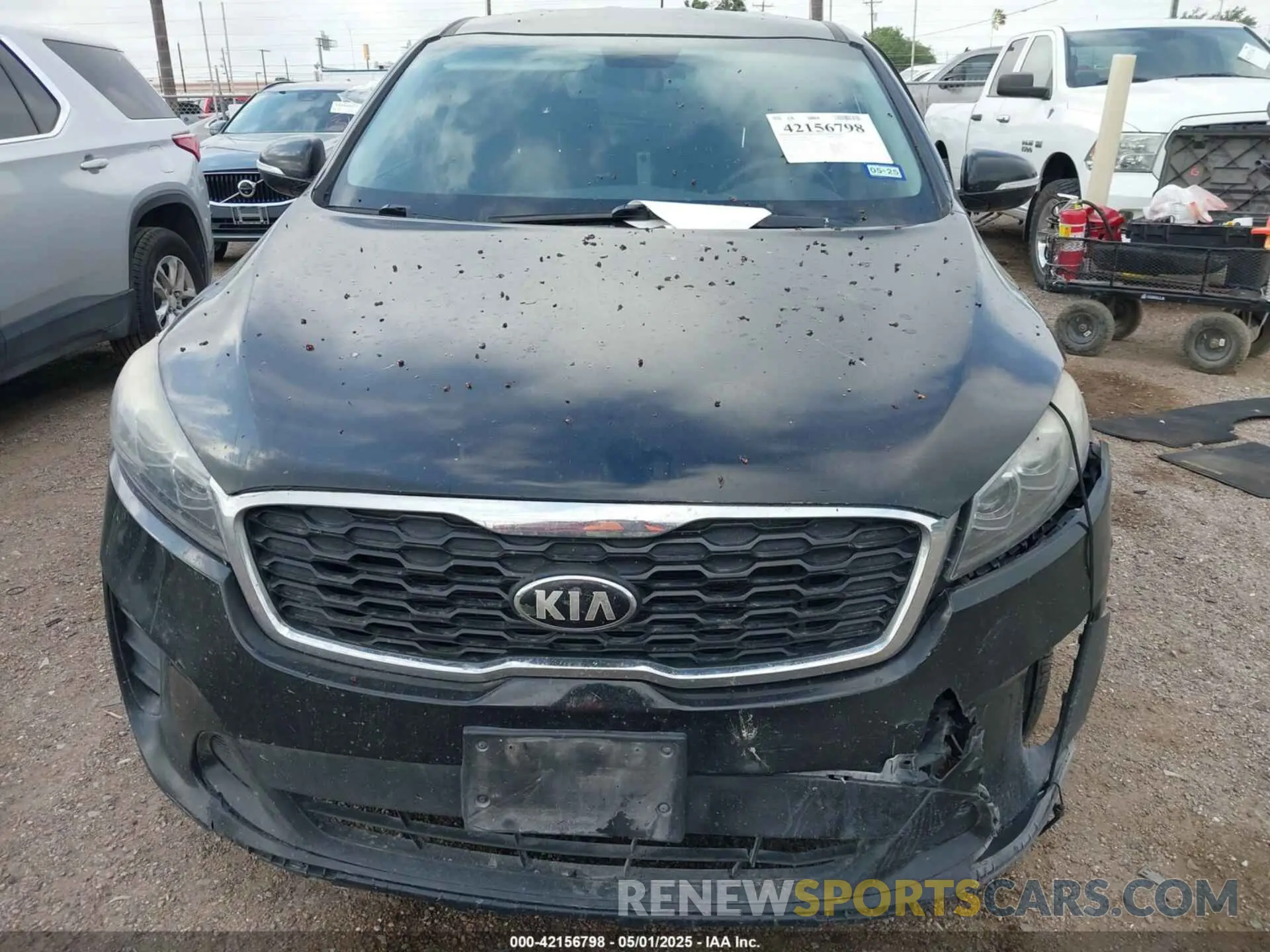 12 Photograph of a damaged car 5XYPG4A30KG560480 KIA SORENTO 2019