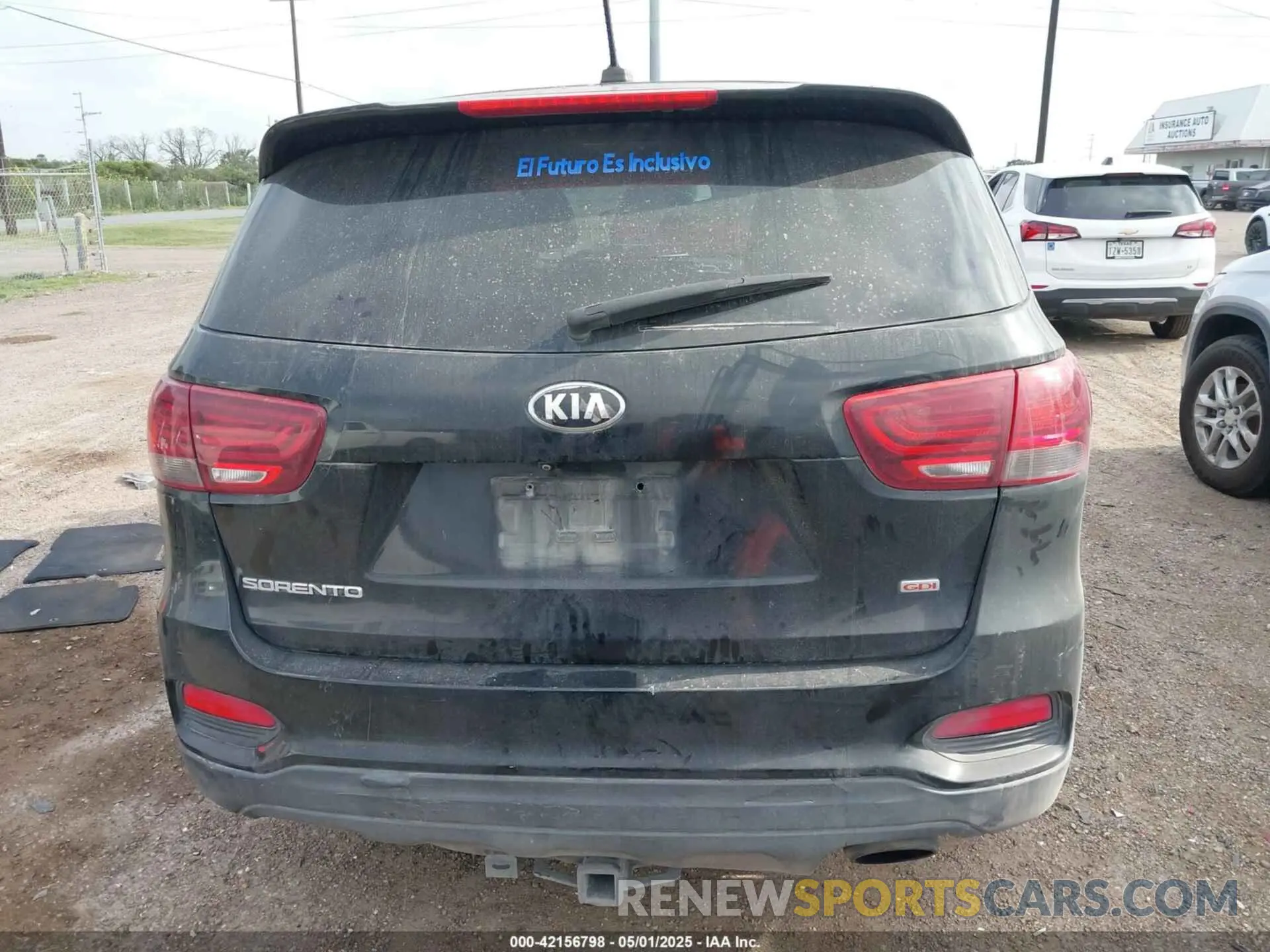 16 Photograph of a damaged car 5XYPG4A30KG560480 KIA SORENTO 2019