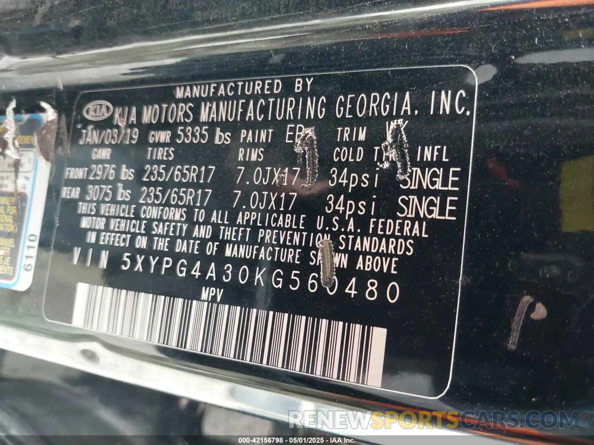 9 Photograph of a damaged car 5XYPG4A30KG560480 KIA SORENTO 2019