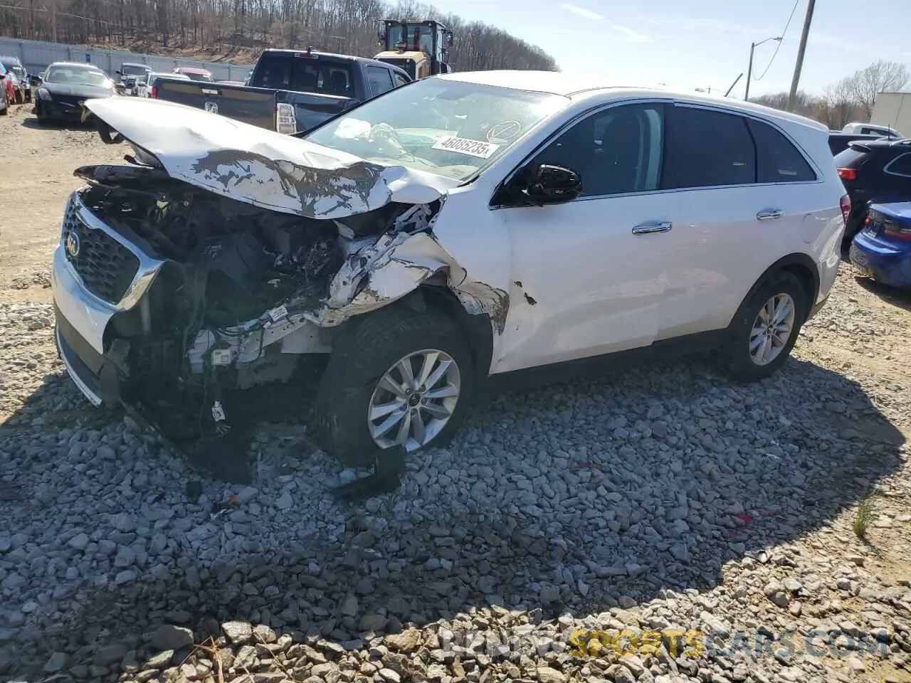 1 Photograph of a damaged car 5XYPG4A30KG561497 KIA SORENTO 2019
