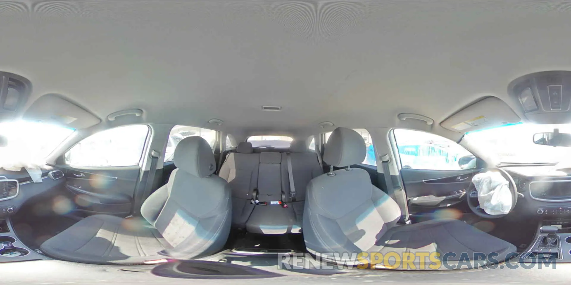 13 Photograph of a damaged car 5XYPG4A30KG561497 KIA SORENTO 2019