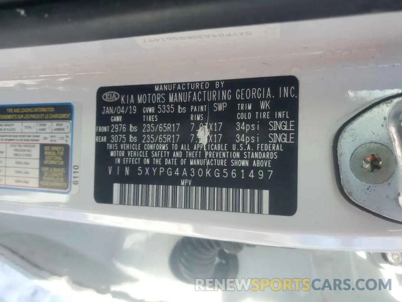 15 Photograph of a damaged car 5XYPG4A30KG561497 KIA SORENTO 2019