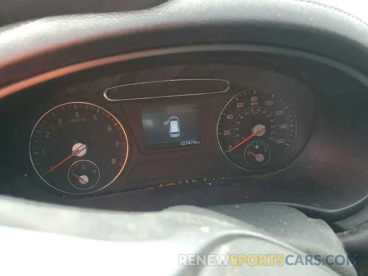 9 Photograph of a damaged car 5XYPG4A30KG583497 KIA SORENTO 2019