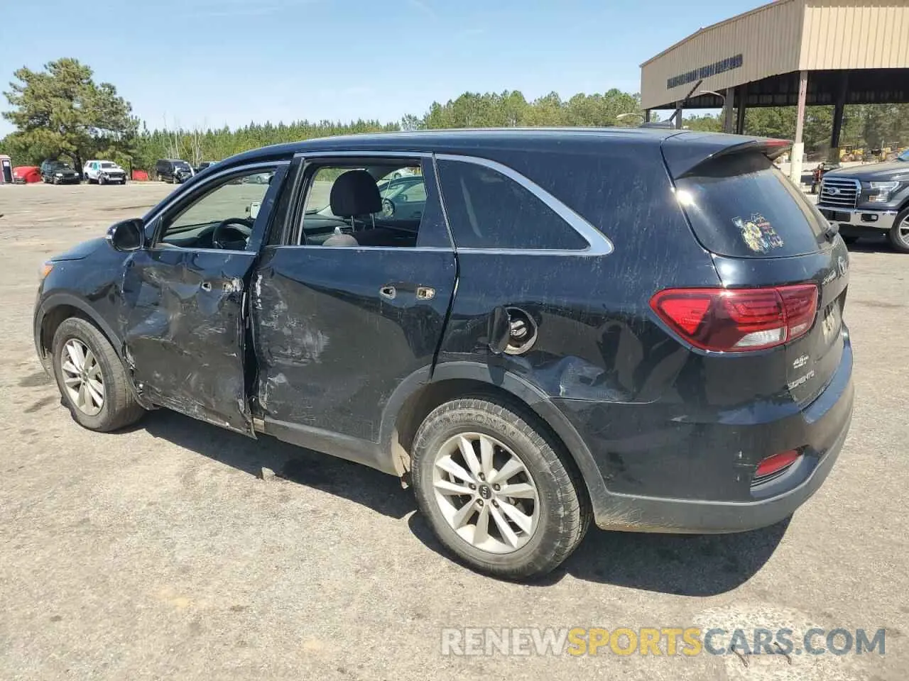 2 Photograph of a damaged car 5XYPG4A30KG595424 KIA SORENTO 2019