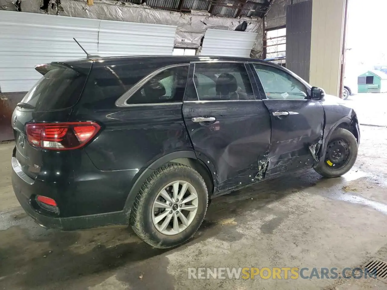 3 Photograph of a damaged car 5XYPG4A30KG595620 KIA SORENTO 2019