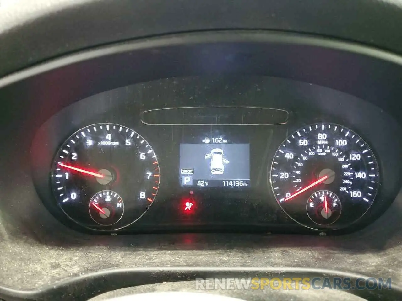 9 Photograph of a damaged car 5XYPG4A30KG595620 KIA SORENTO 2019