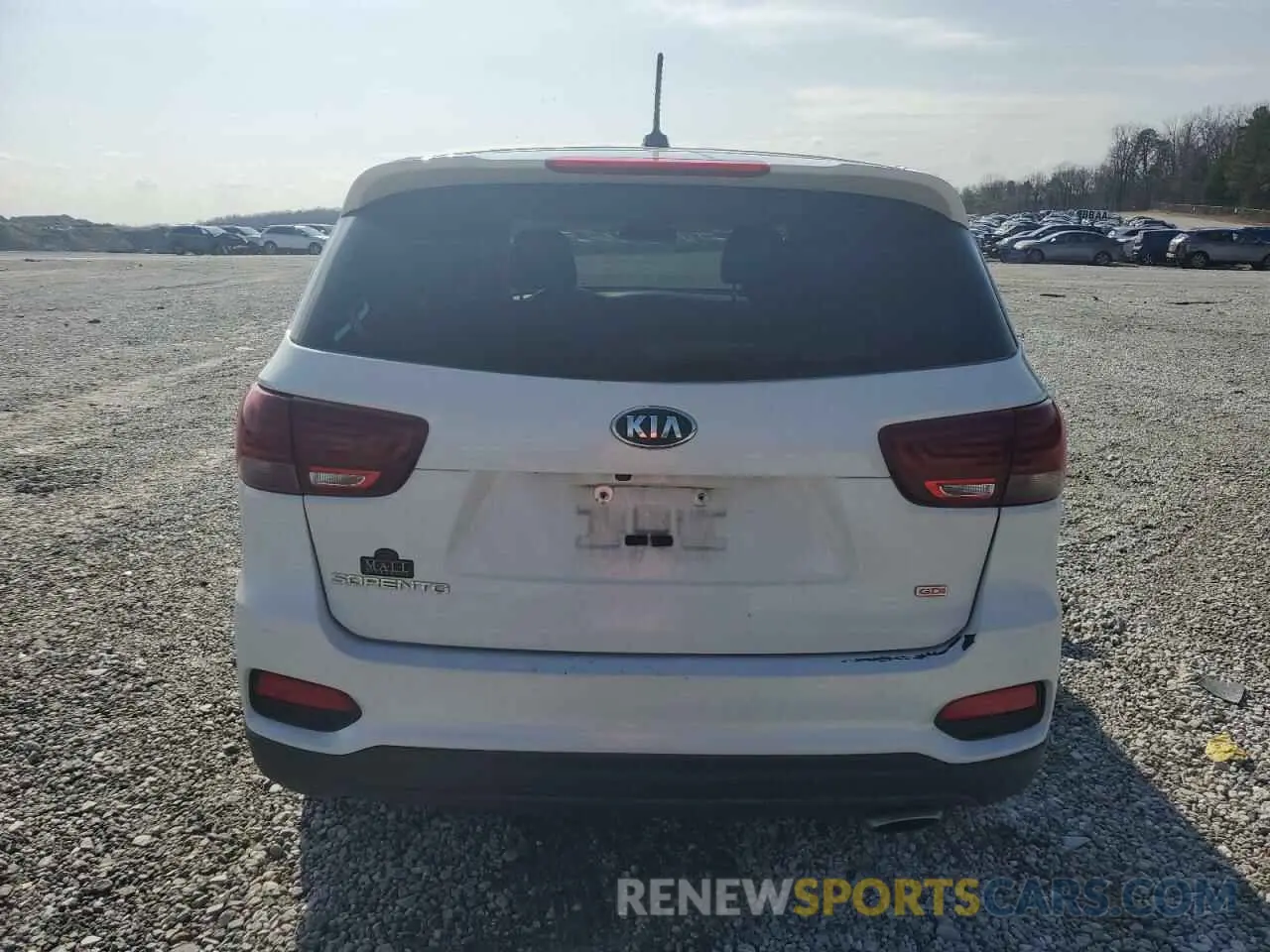 6 Photograph of a damaged car 5XYPG4A30KG599330 KIA SORENTO 2019