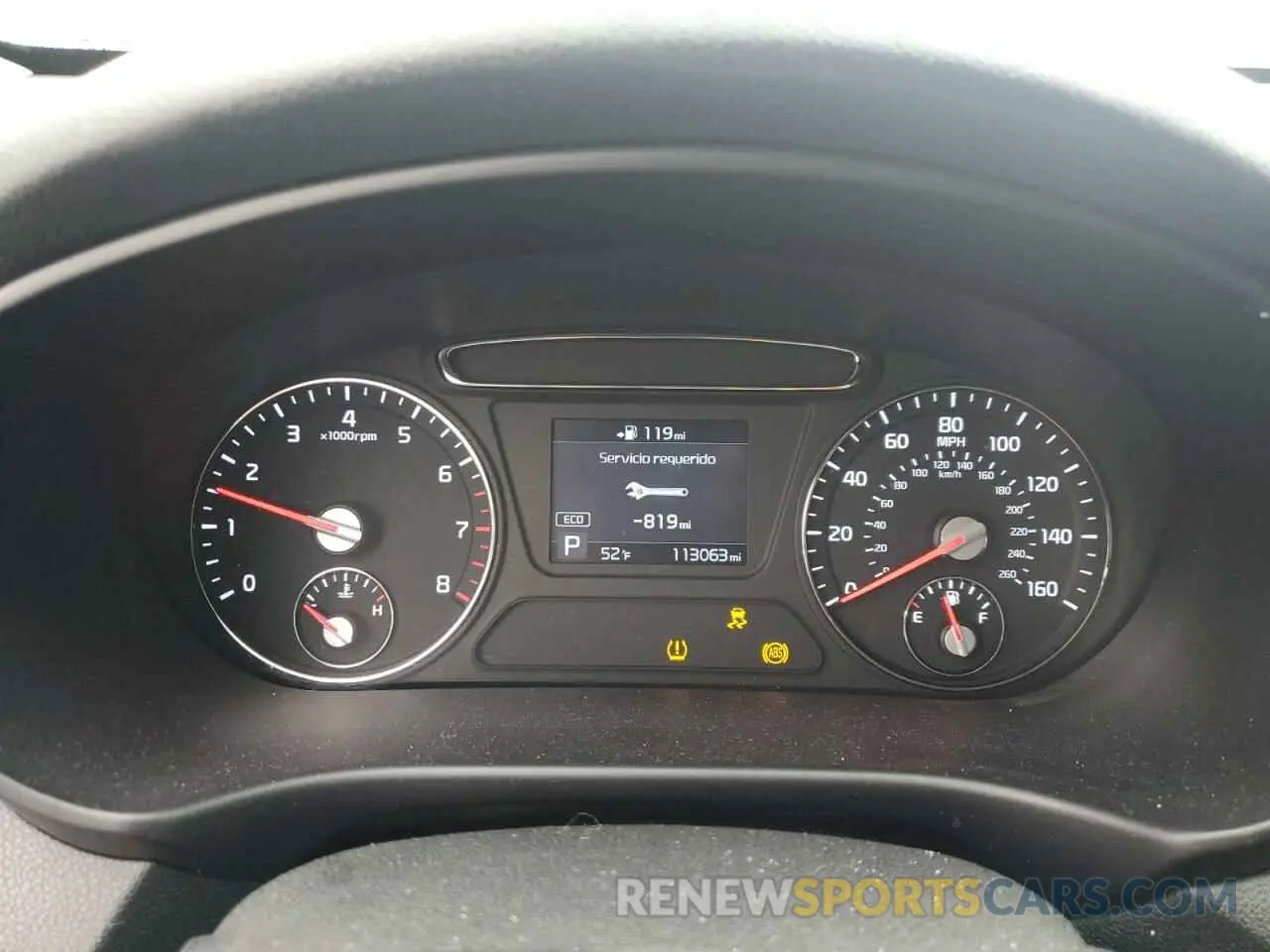 9 Photograph of a damaged car 5XYPG4A30KG611184 KIA SORENTO 2019
