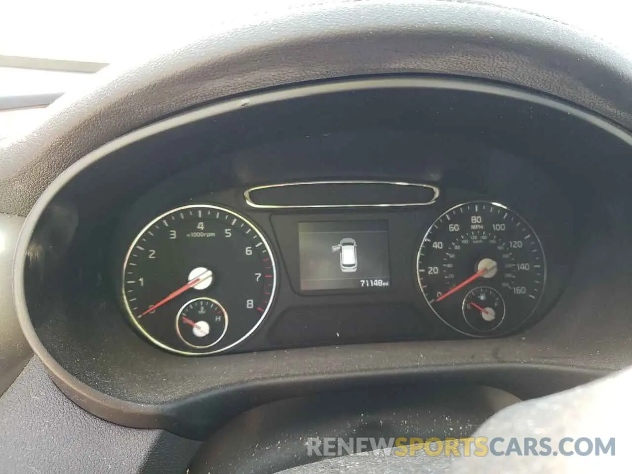 9 Photograph of a damaged car 5XYPG4A31KG465068 KIA SORENTO 2019