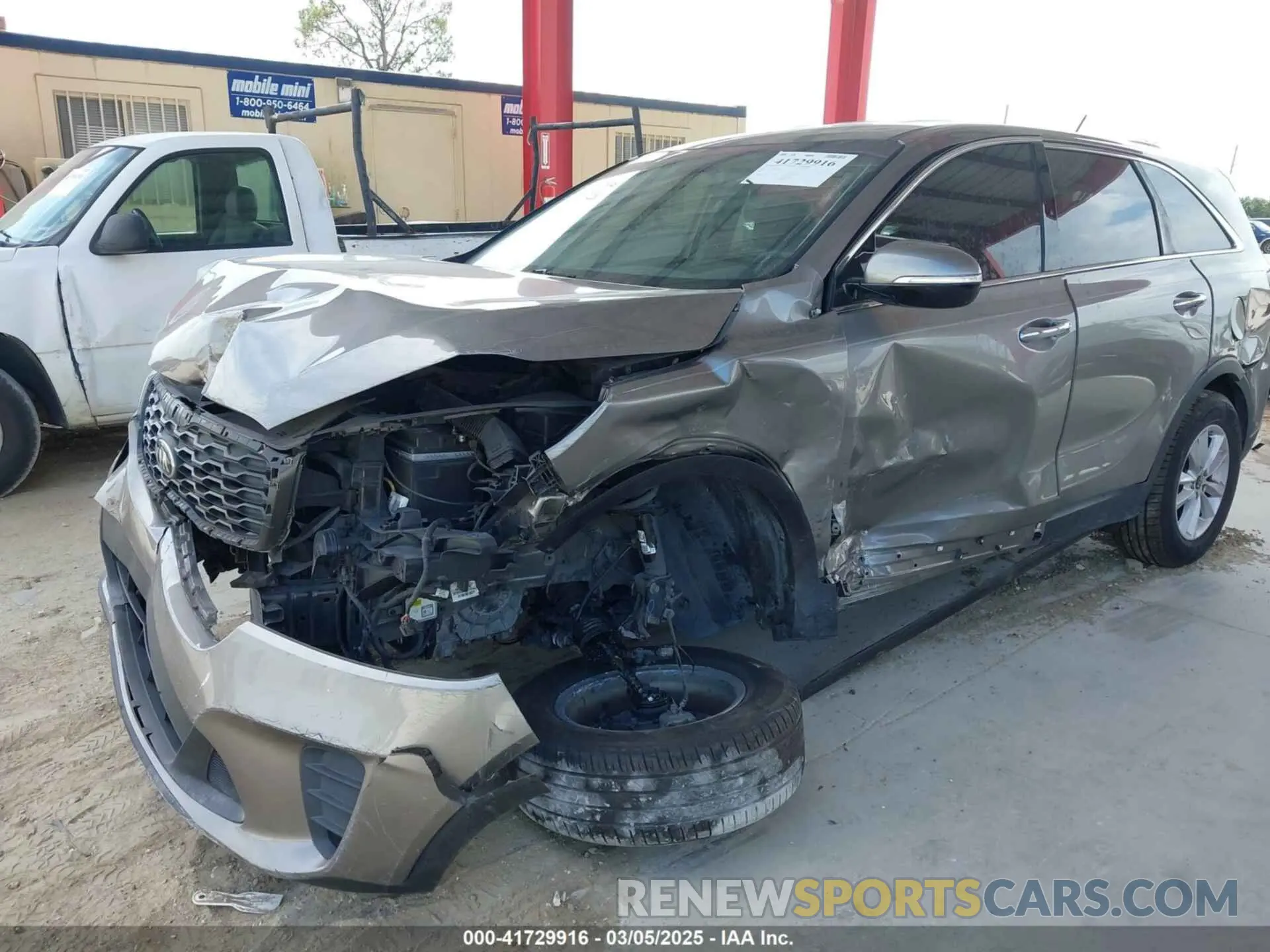 6 Photograph of a damaged car 5XYPG4A31KG543915 KIA SORENTO 2019