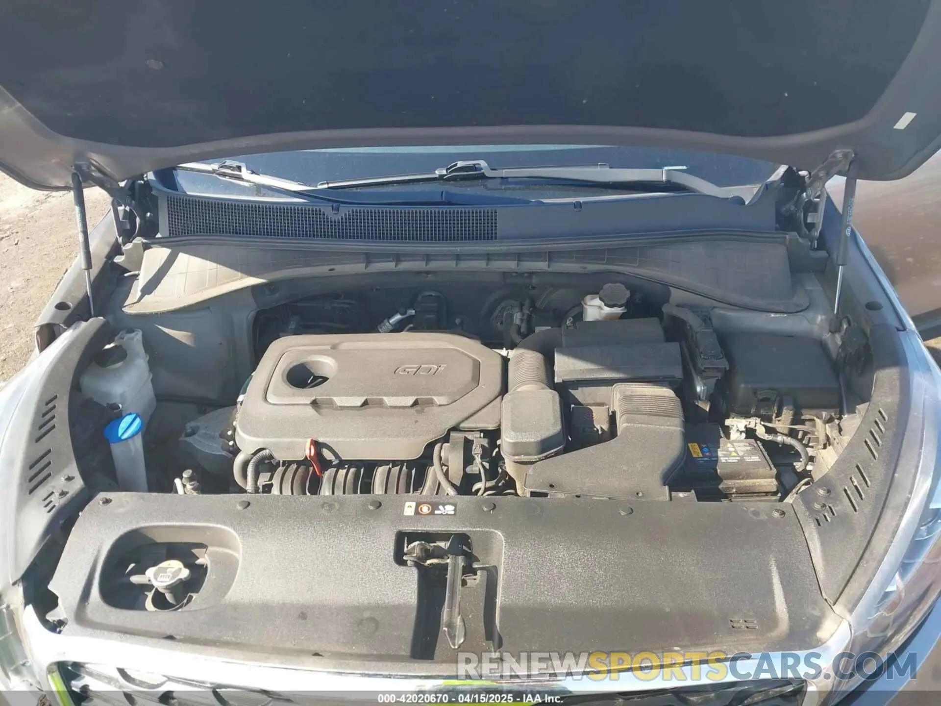 10 Photograph of a damaged car 5XYPG4A32KG436114 KIA SORENTO 2019