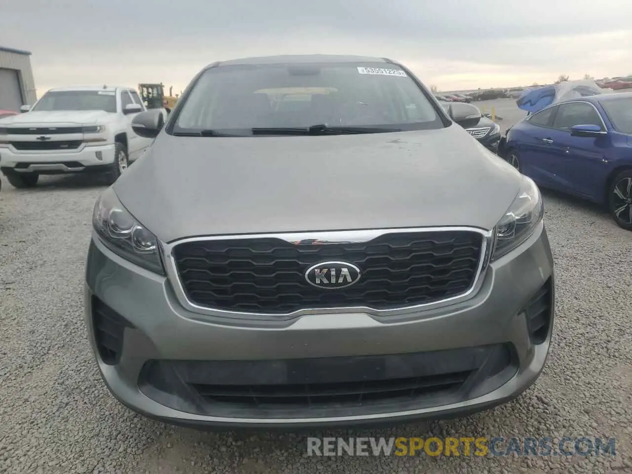 5 Photograph of a damaged car 5XYPG4A32KG436145 KIA SORENTO 2019
