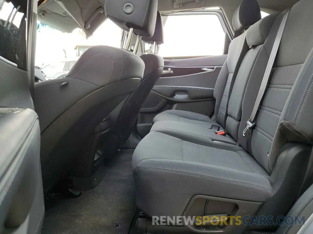 11 Photograph of a damaged car 5XYPG4A32KG497818 KIA SORENTO 2019