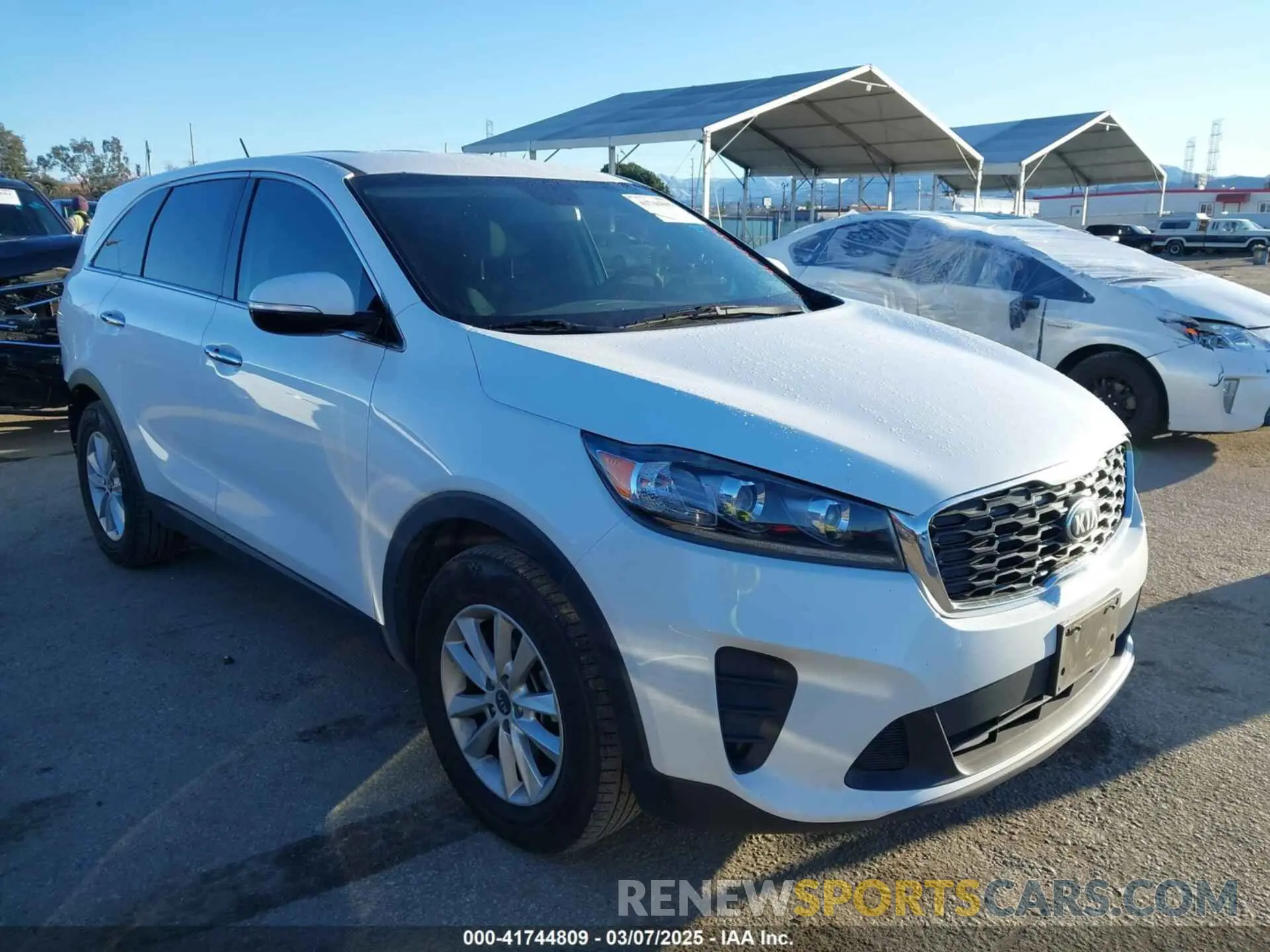 1 Photograph of a damaged car 5XYPG4A32KG503133 KIA SORENTO 2019